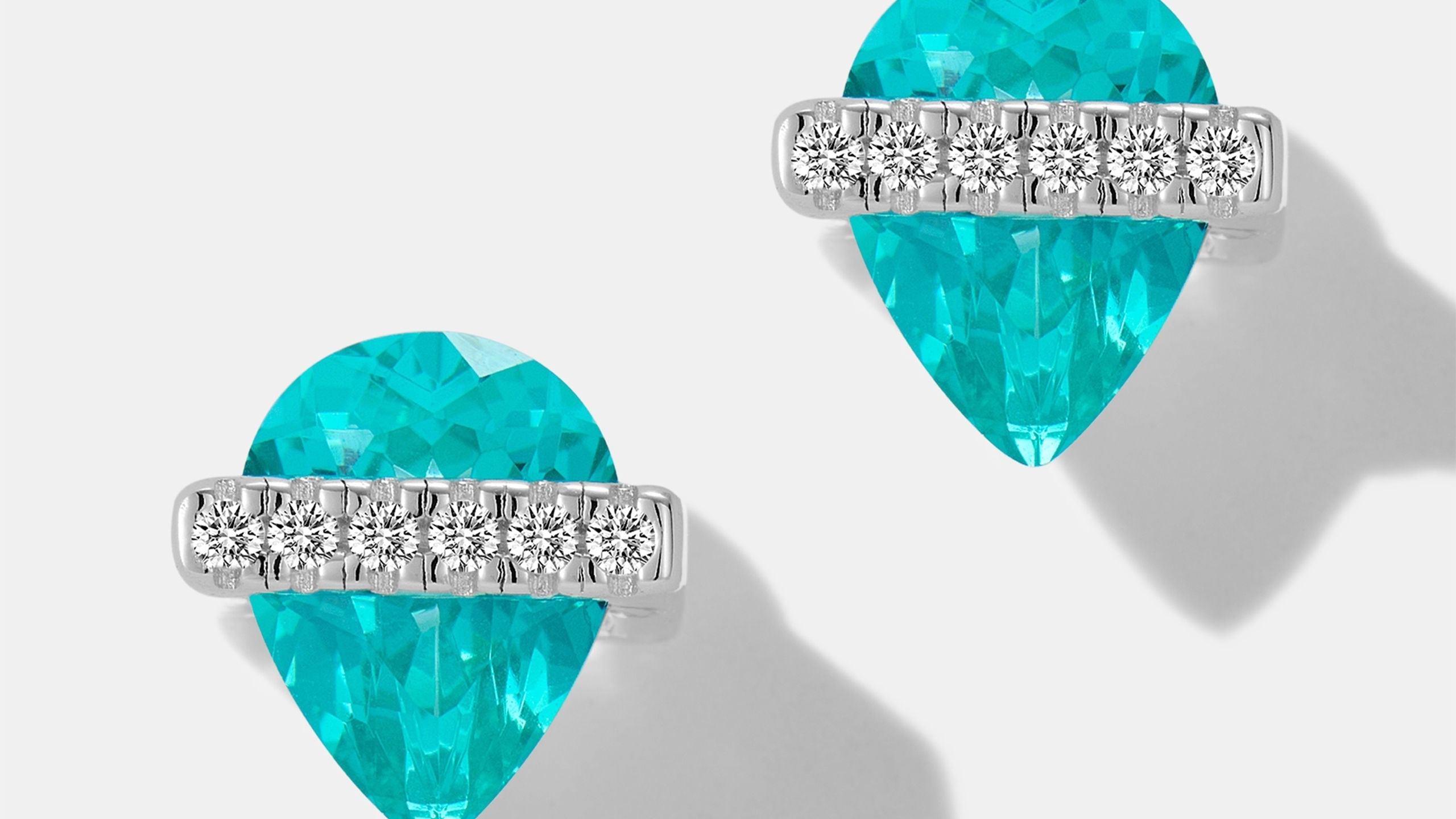 The Neon Dream: Lab-Grown Paraíba Tourmaline – Where Science Meets Beauty