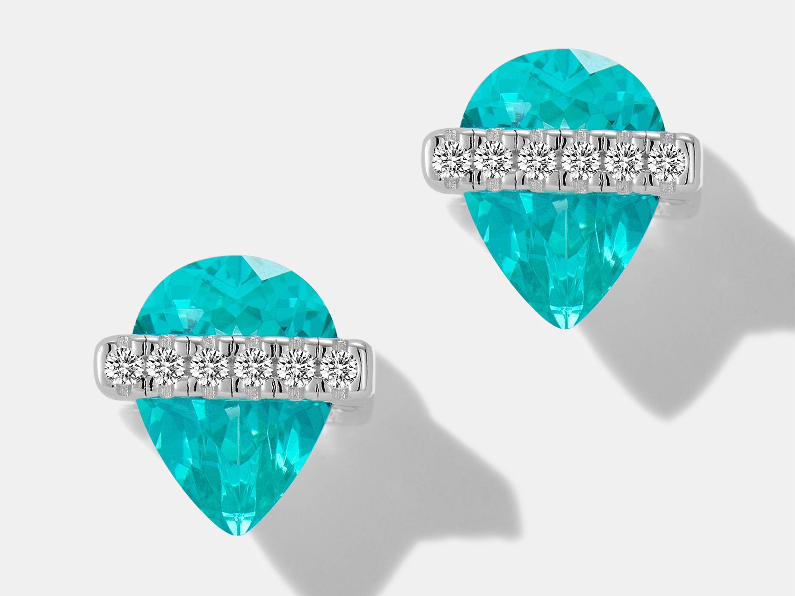 The Neon Dream: Lab-Grown Paraíba Tourmaline – Where Science Meets Beauty