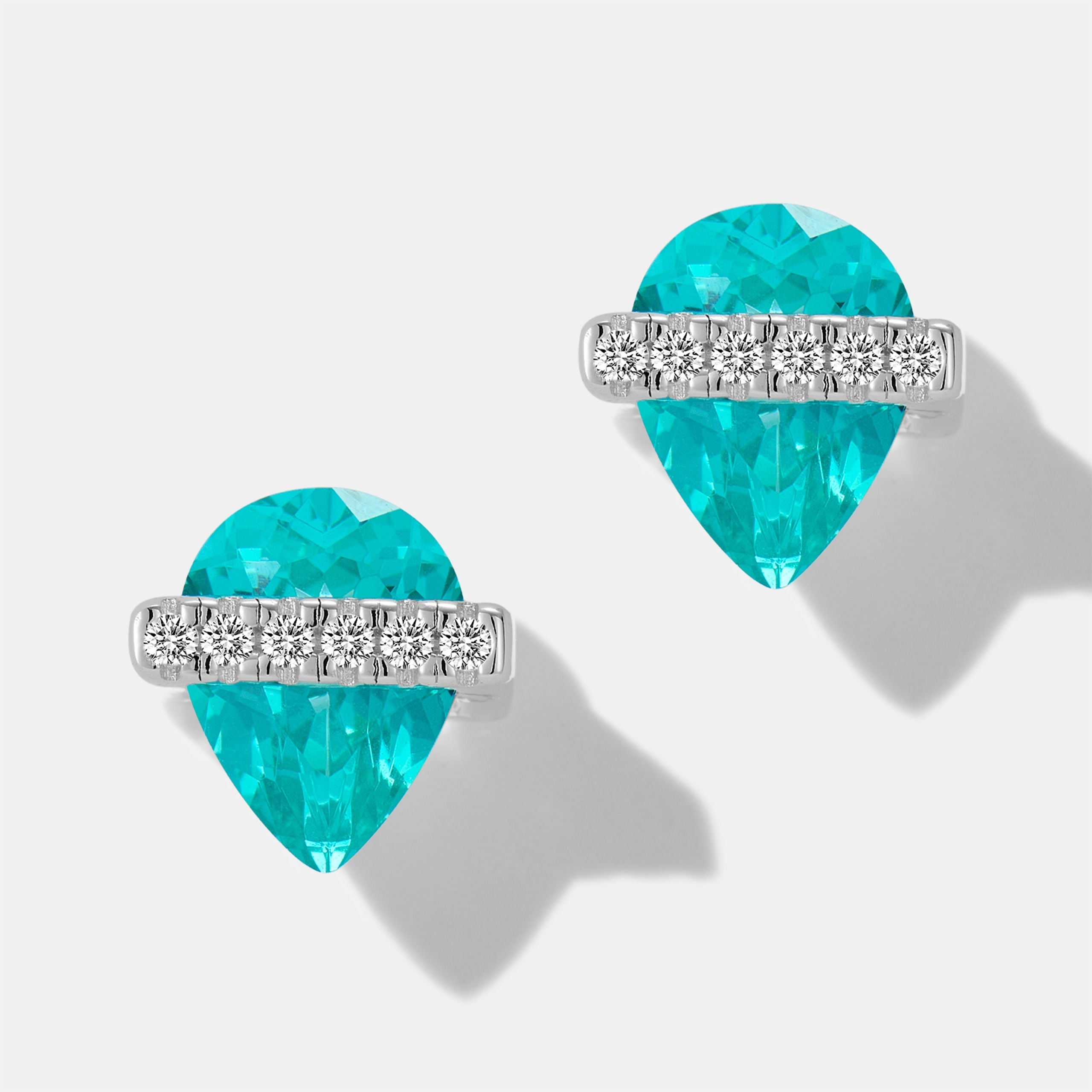 The Neon Dream: Lab-Grown Paraíba Tourmaline – Where Science Meets Beauty