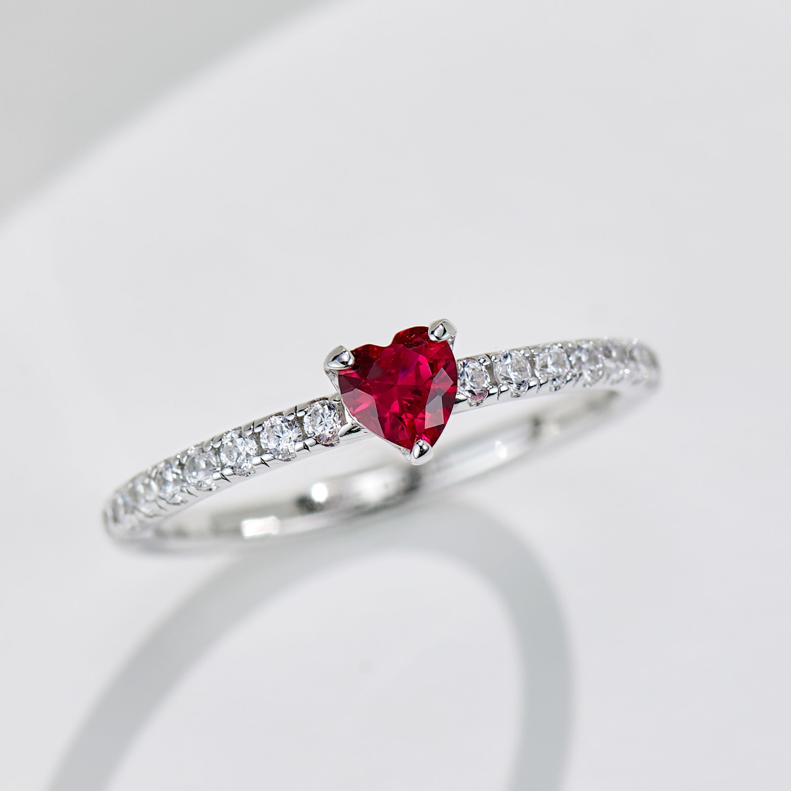 Jewelry Inspiration for Special Occasions: Expressing Love Through Design