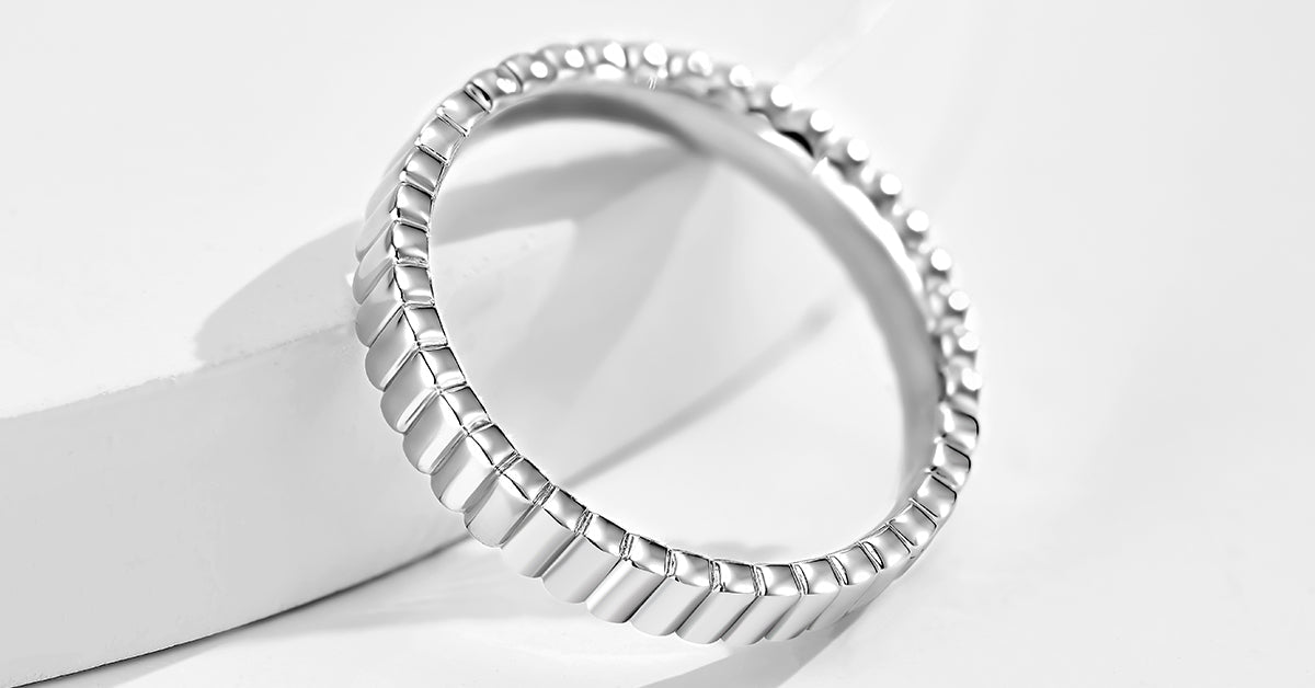 Day-to-Night Jewelry: Easy Ways to Transform an Outfit