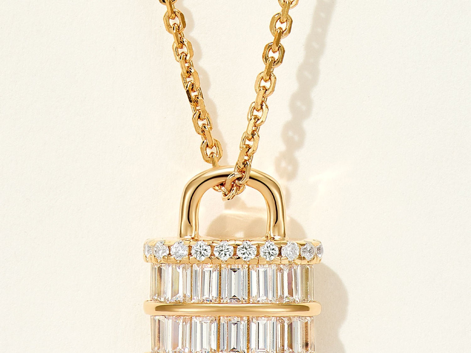 Smart Jewelry Buying Guide: Recommendations for Different Age Groups