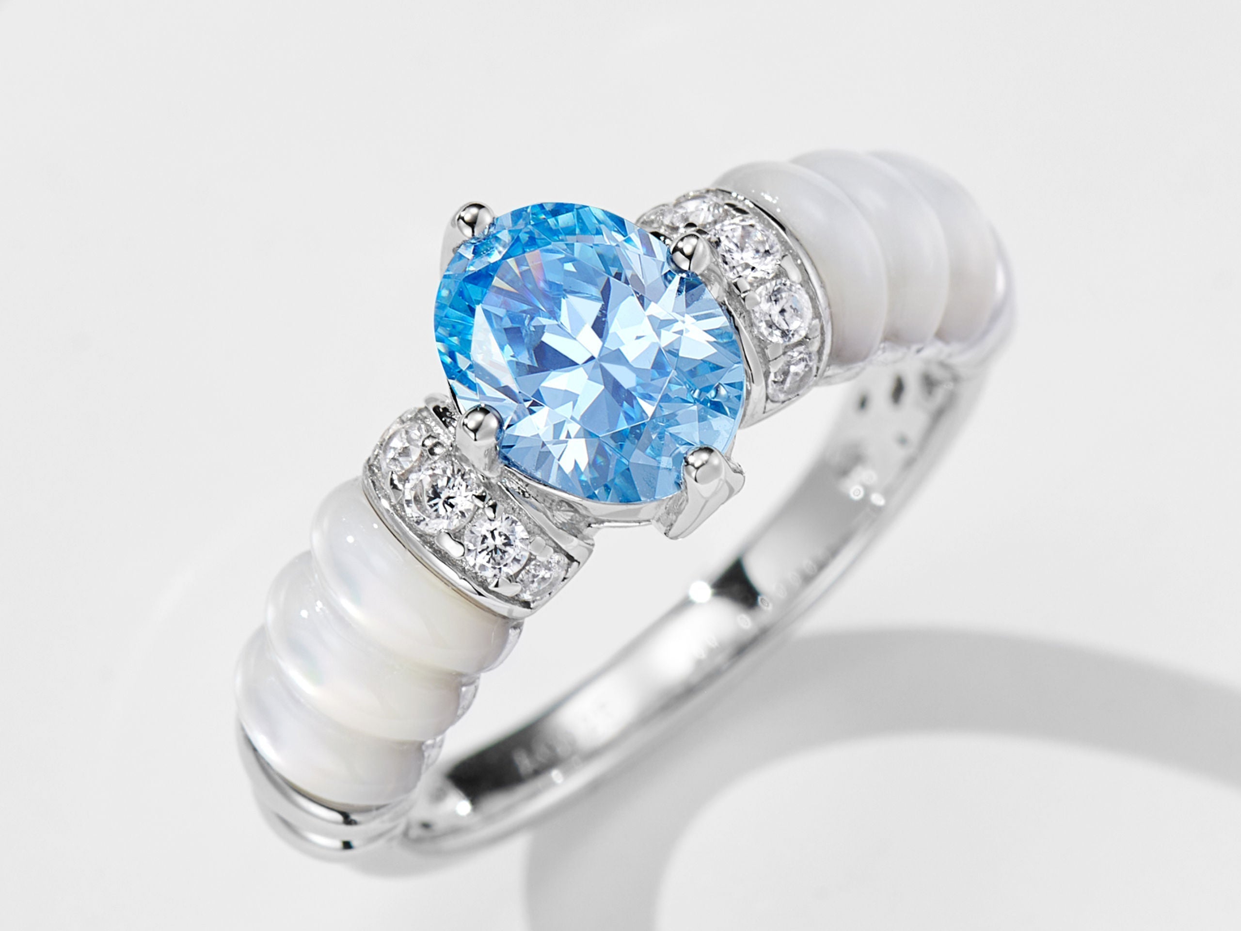 Summer Silver Jewelry Styling Guide: Effortlessly Elevate Your Fashion Game