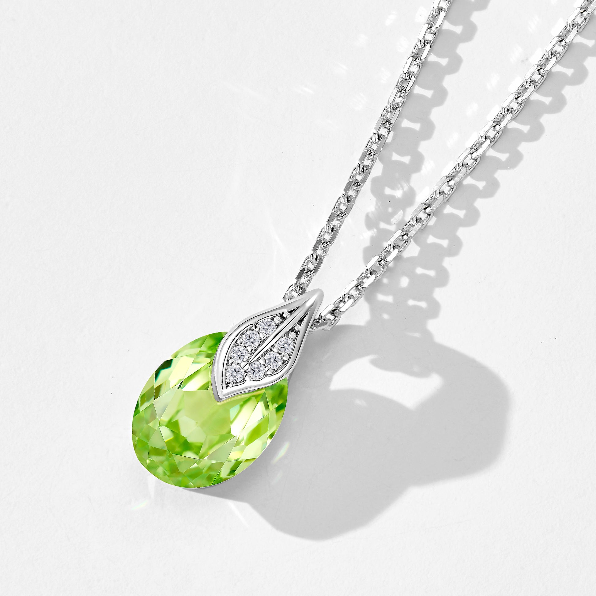 Green Leaf Pear-Cut Necklace | Silver Necklace