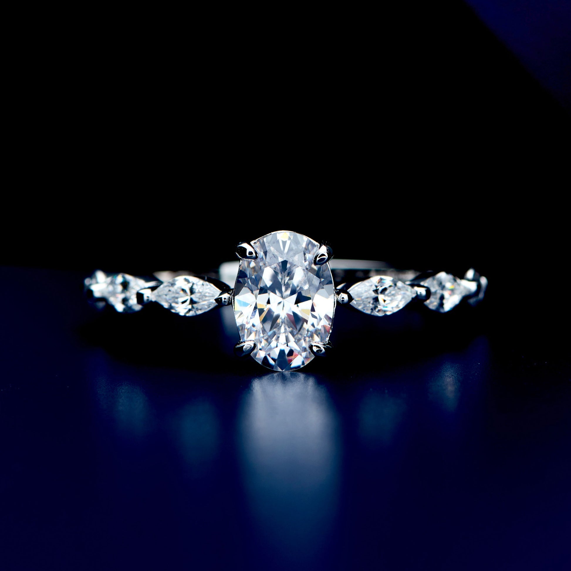 Shining  Oval Cut  Ring | Silver Ring