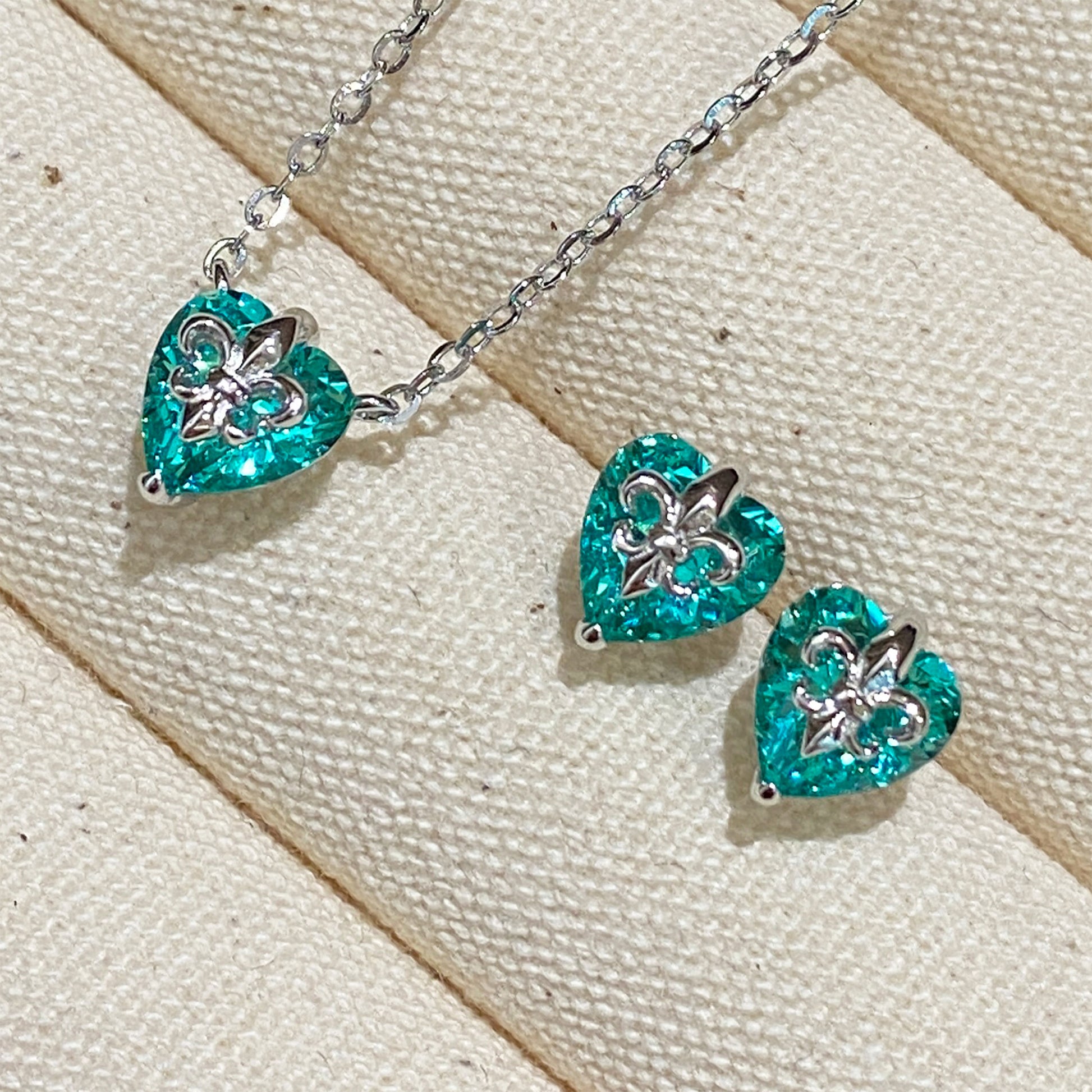 Paraiba Iris Heart Necklace｜Silver Necklace