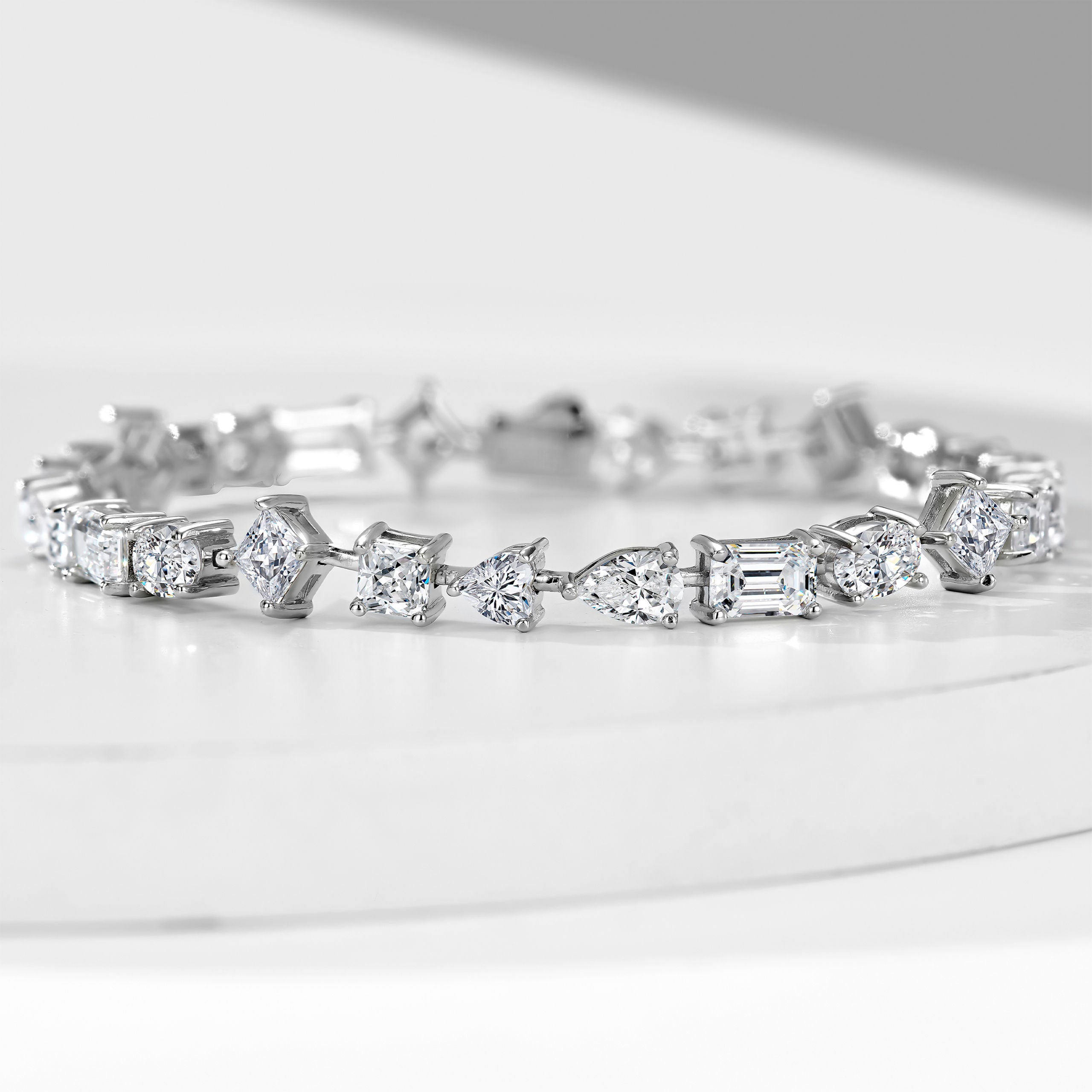 Small Multi-cut Gemstone Bracelet｜Silver Bracelet