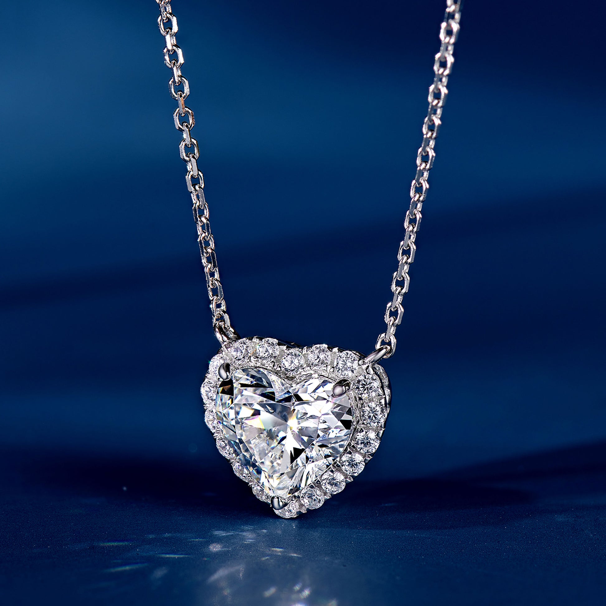 Heart-Shaped Micropavé Pendant | Silver Necklace