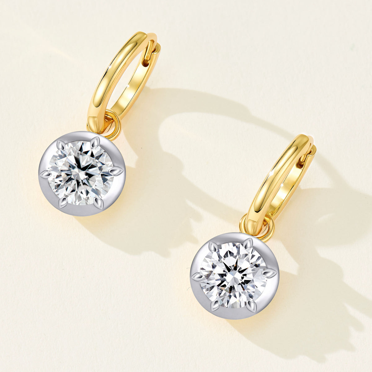 Hailey Round Huggie Earrings｜Silver Earrings