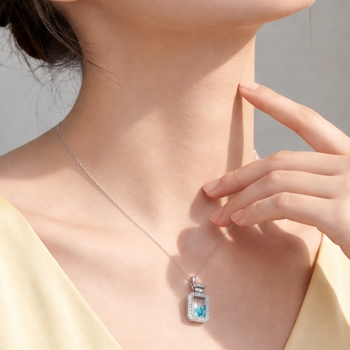 Halo Quicksand Wish Bottle Pendant | Silver Necklace