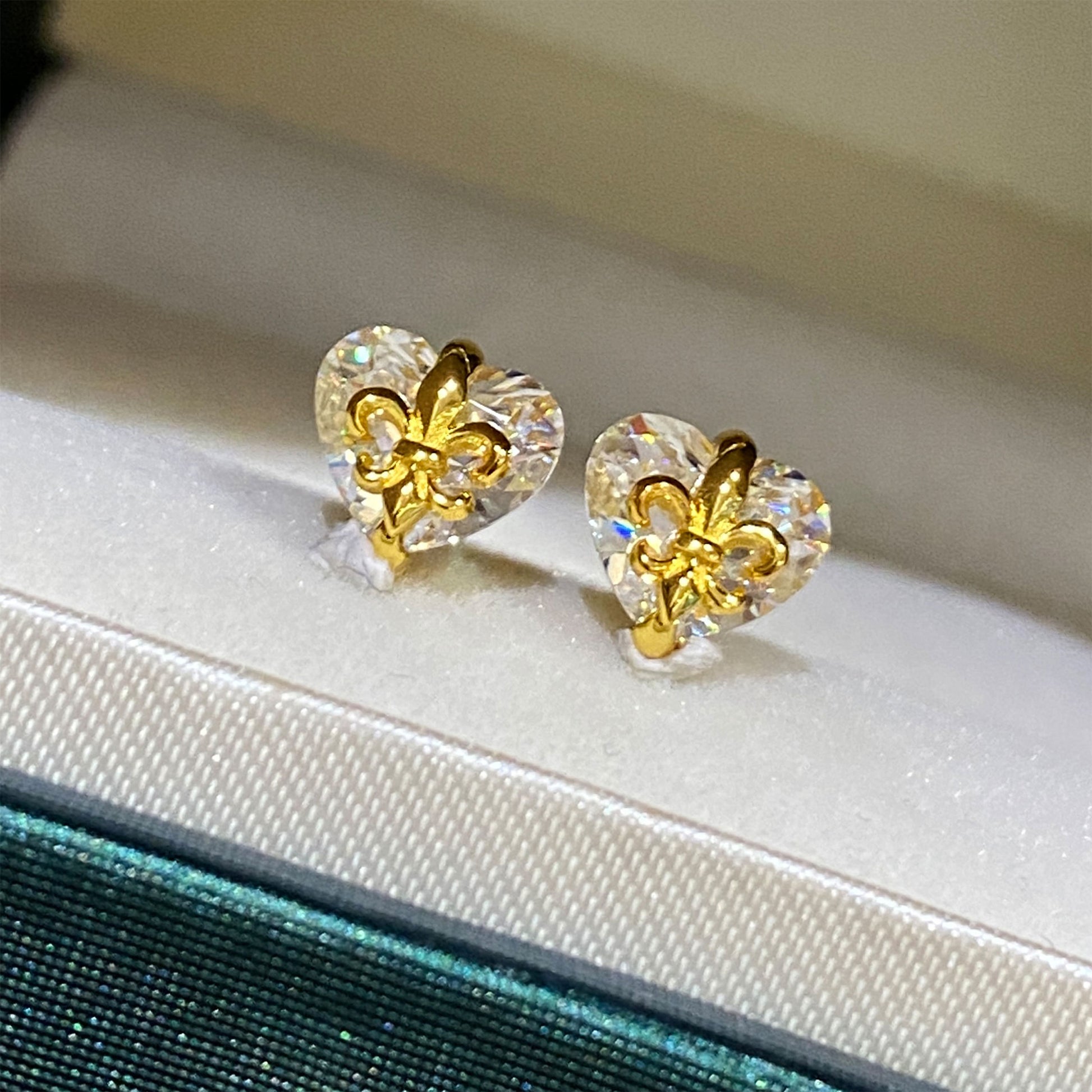 Iris Heart Earrings | Silver Earrings
