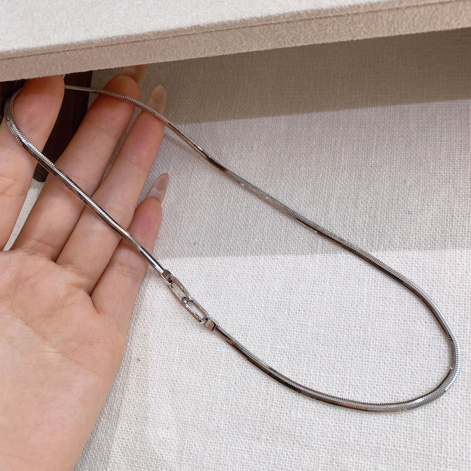 Italian Snake Chain Necklace｜Silver Necklace