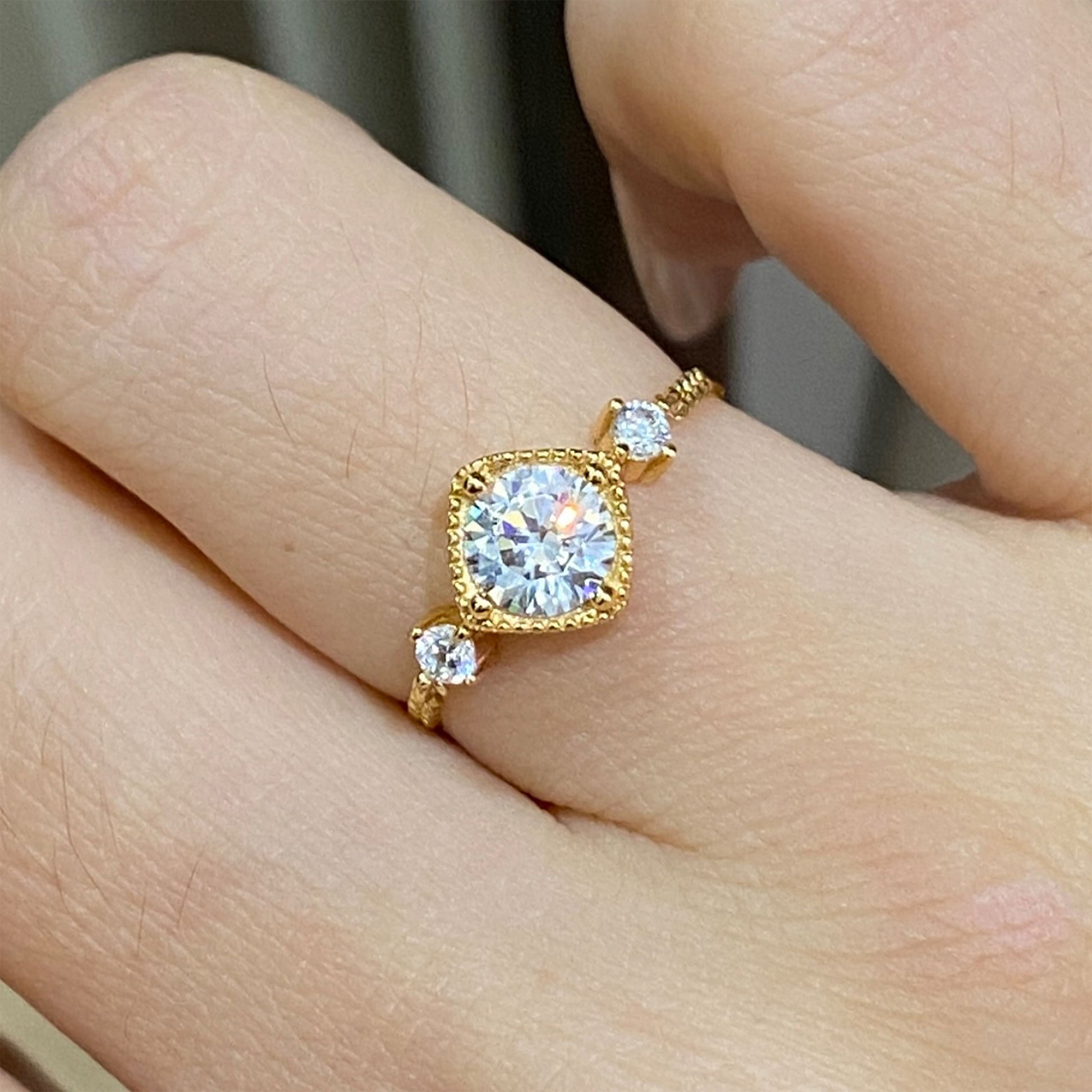 Chic Moissanite Chain Pull Ring | Silver  Ring