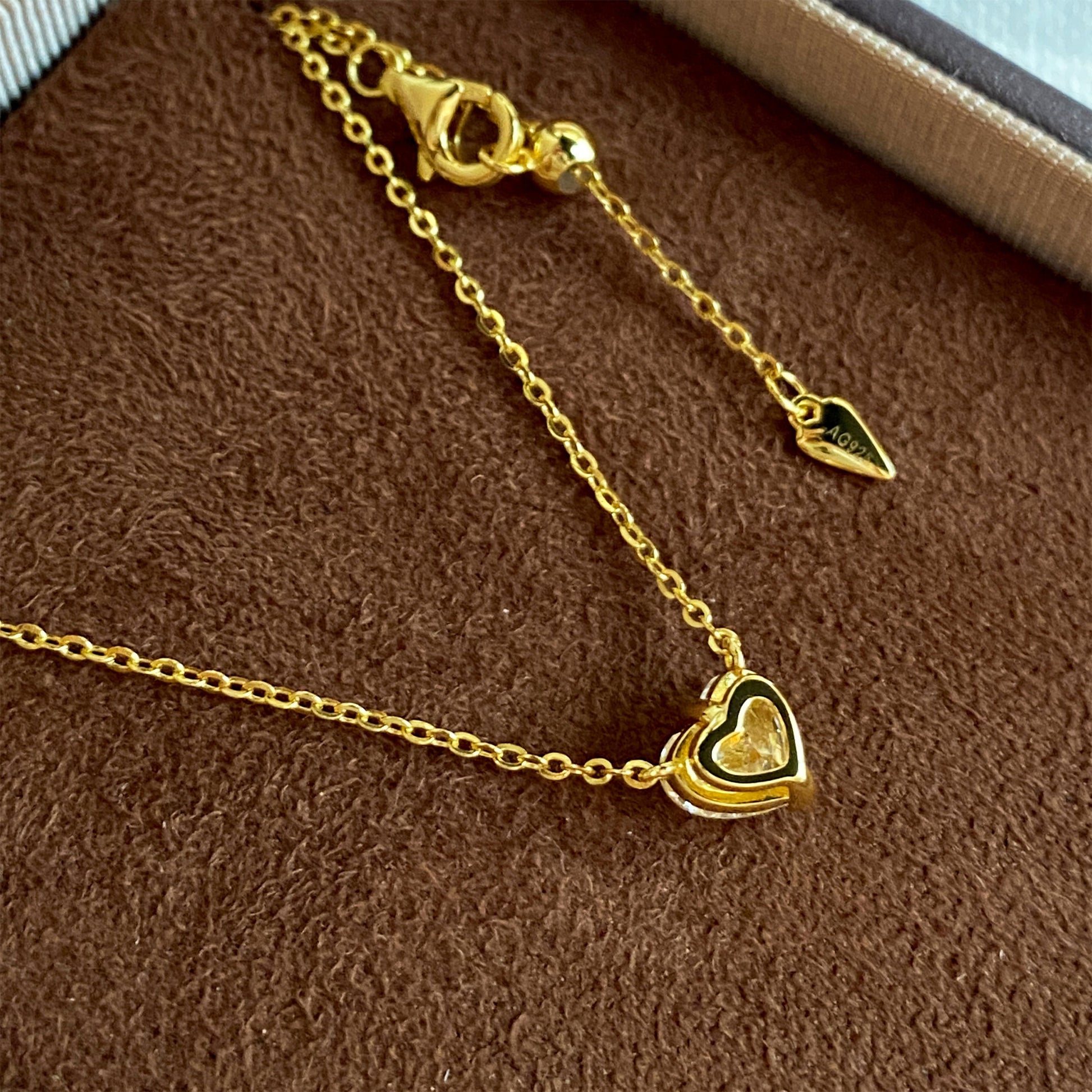 Iris Heart Gemstone Necklace｜Silver Necklace