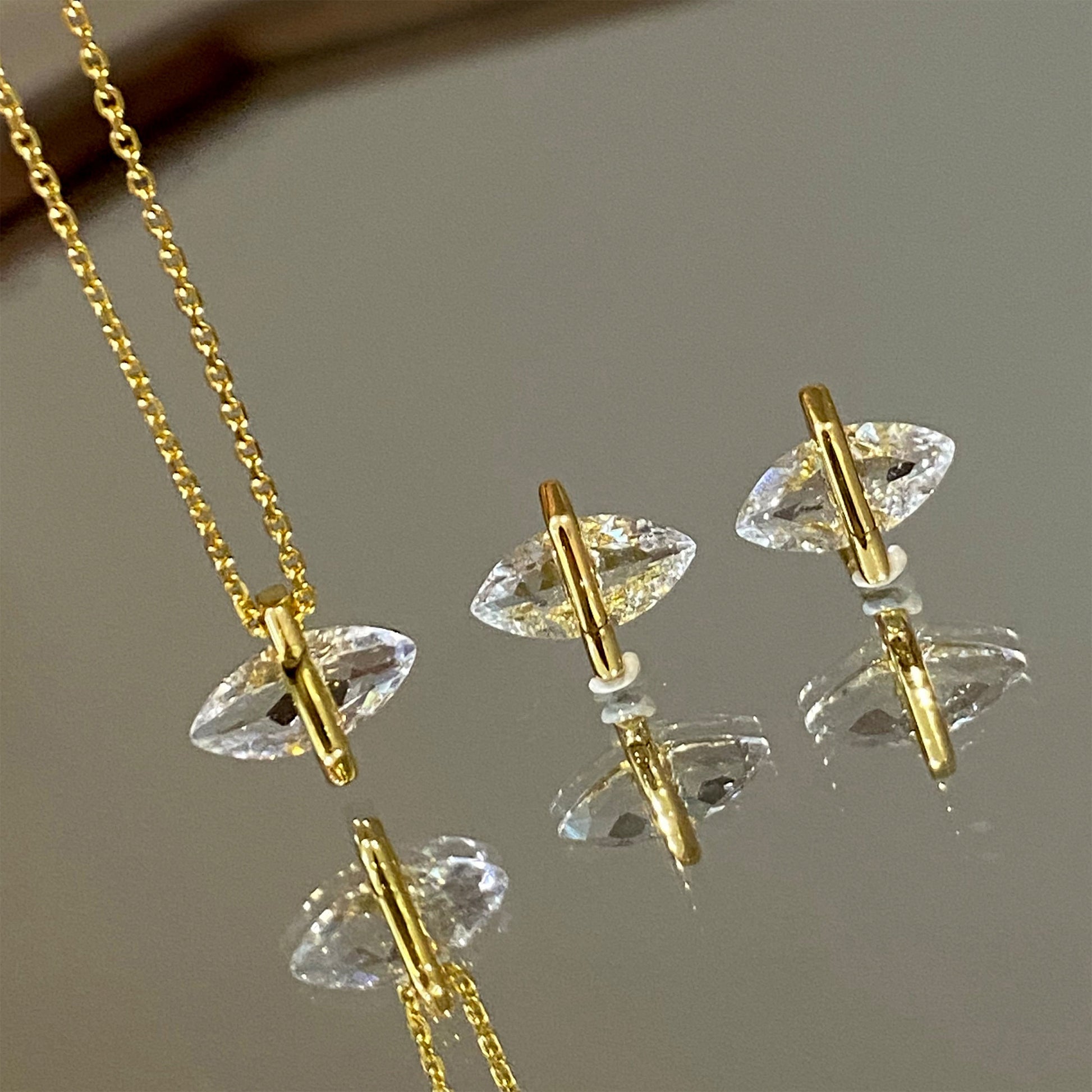 White Crystal Marquise Necklace｜Silver Necklace