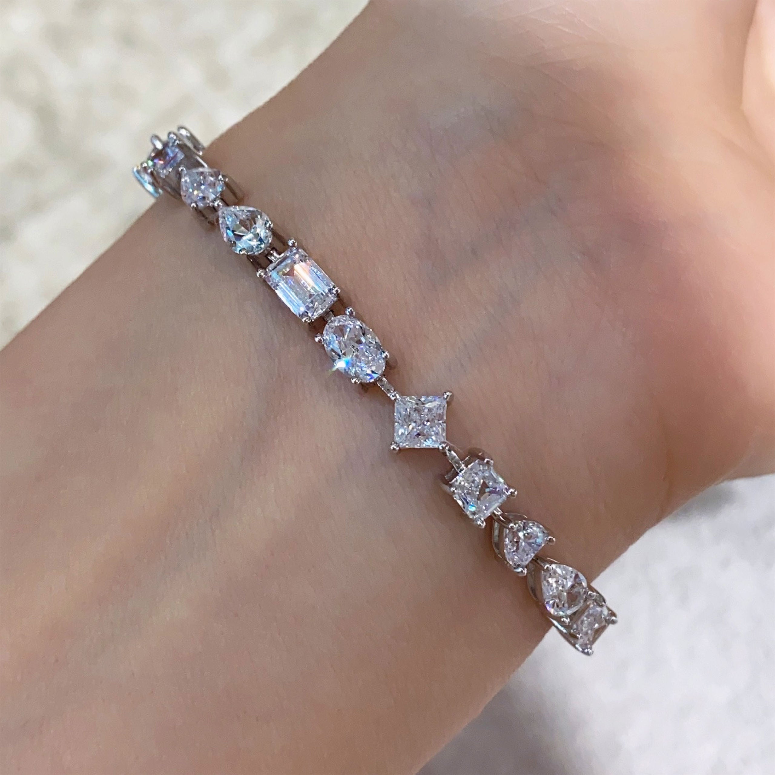 Small Multi-cut Gemstone Bracelet｜Silver Bracelet