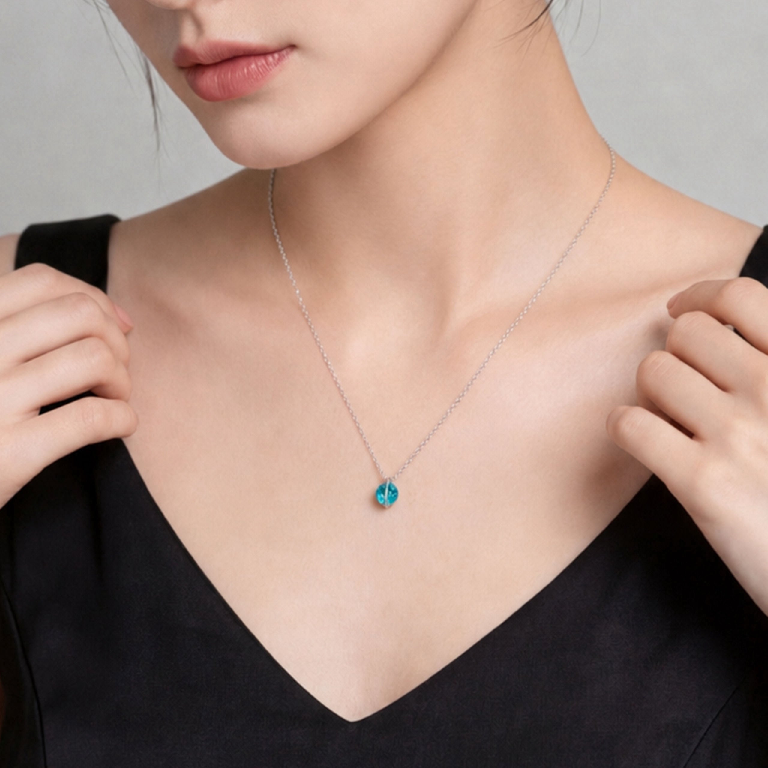 Vivid Sparkling Blue Gem  Necklace | Silver Necklace