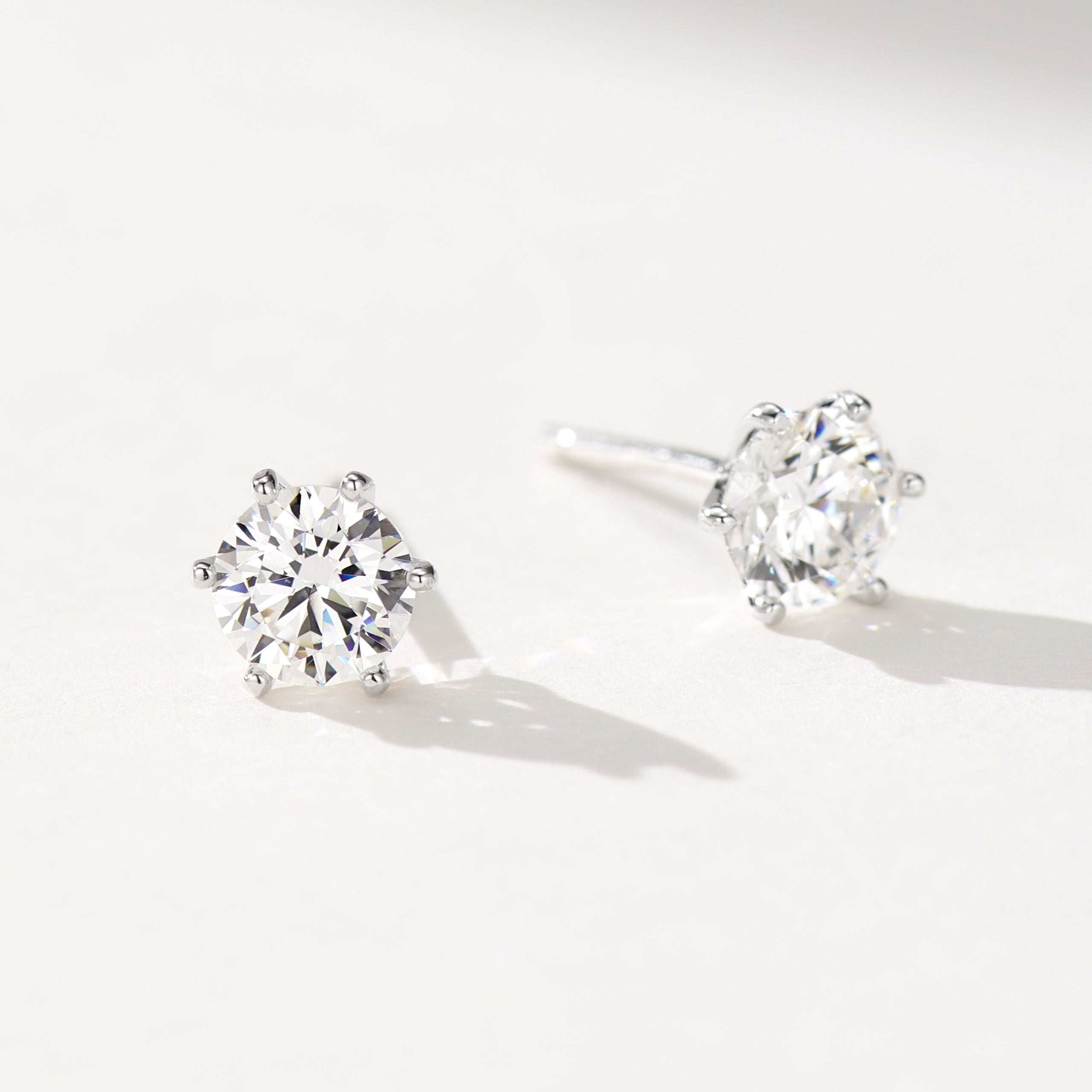 Minimalist Round Brilliant EarStuds  | Silver Earrings