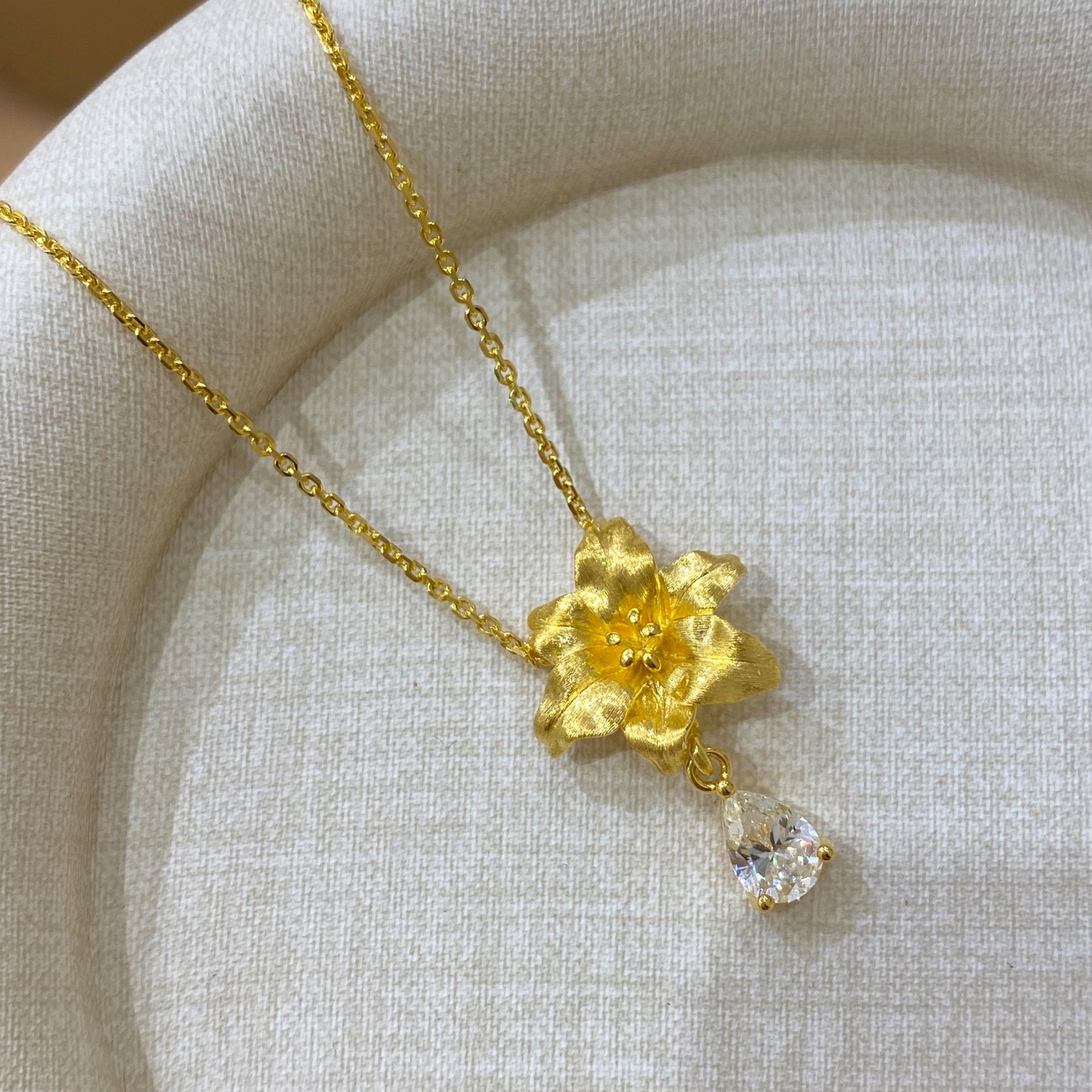 Flower Necklace with Pear Drop  | Silver Necklace