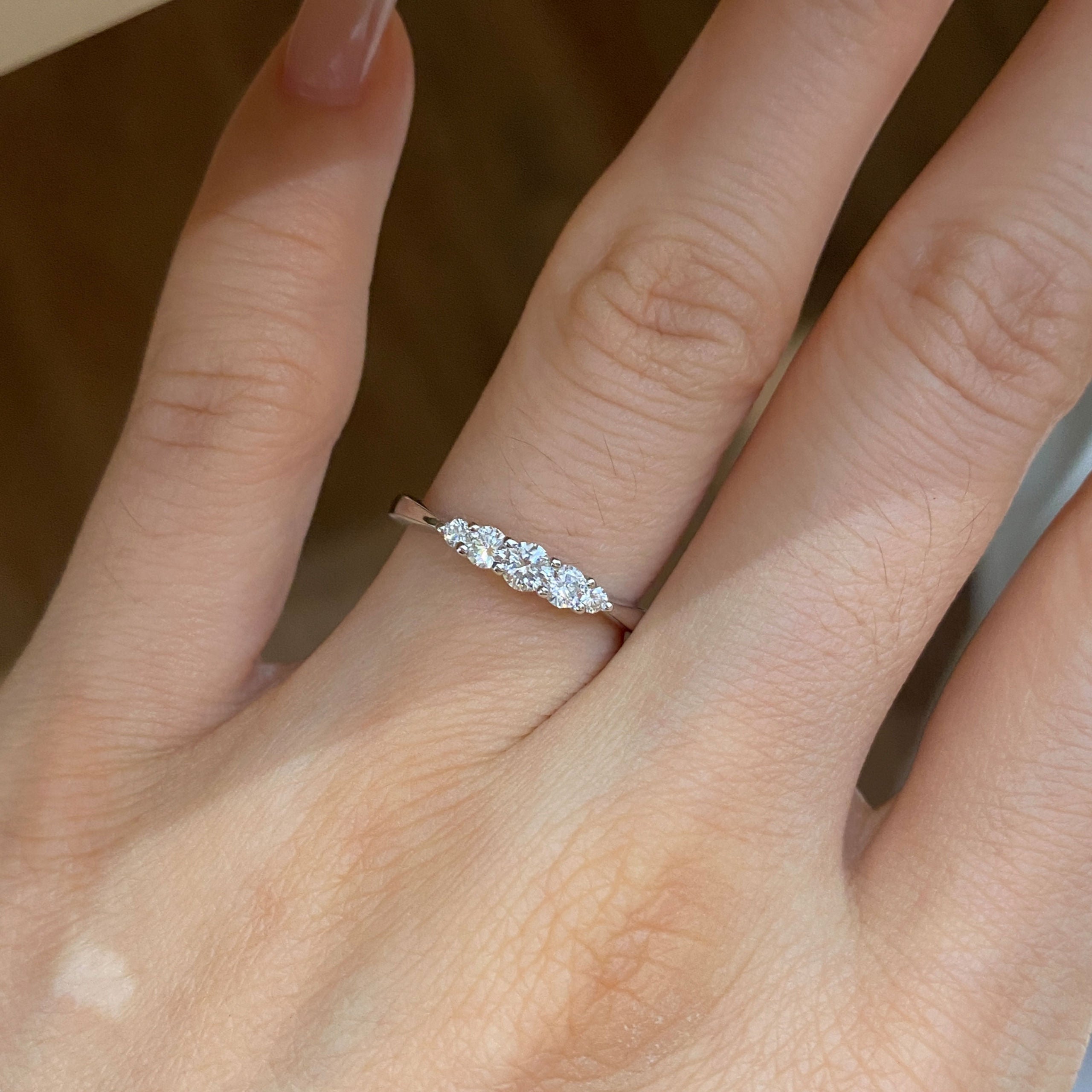 Lab Grown Diamond Graduated Band Ring  | Silver Ring