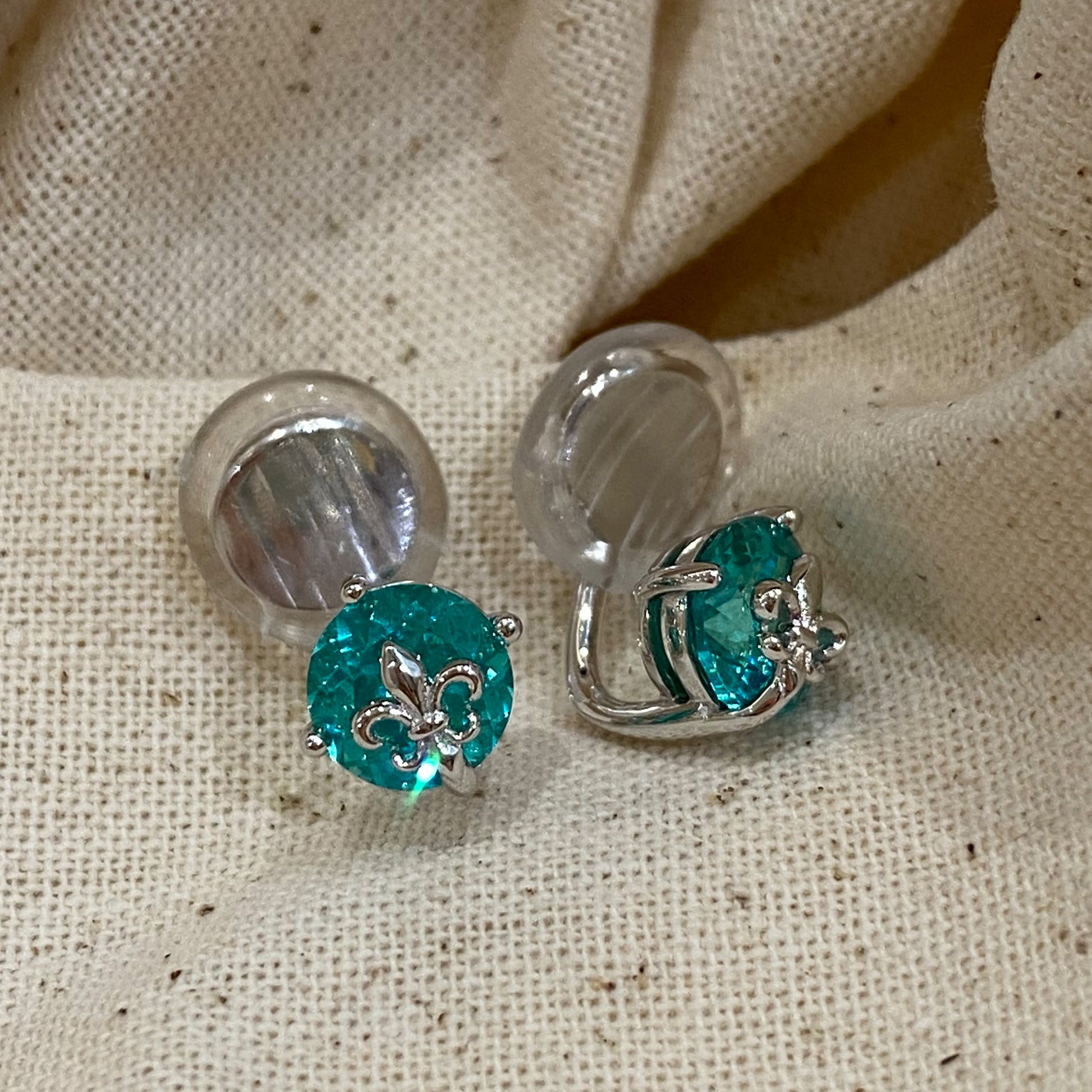 Simple Iris Flower Ear Clips | Silver Earrings