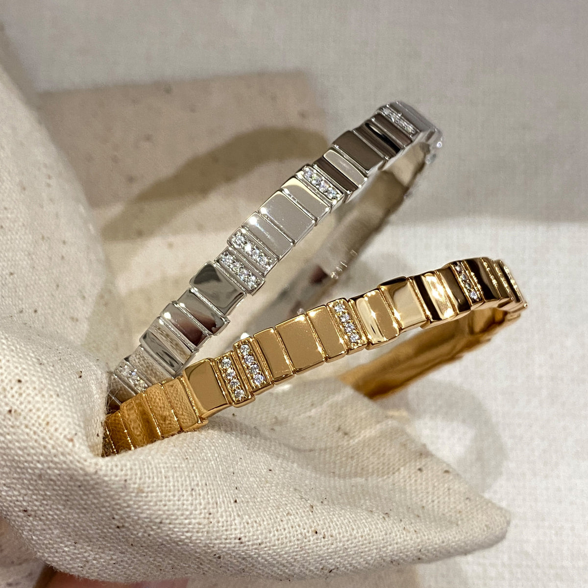 Piano Link Inlaid Zircon Bangle | Silver Bracelet