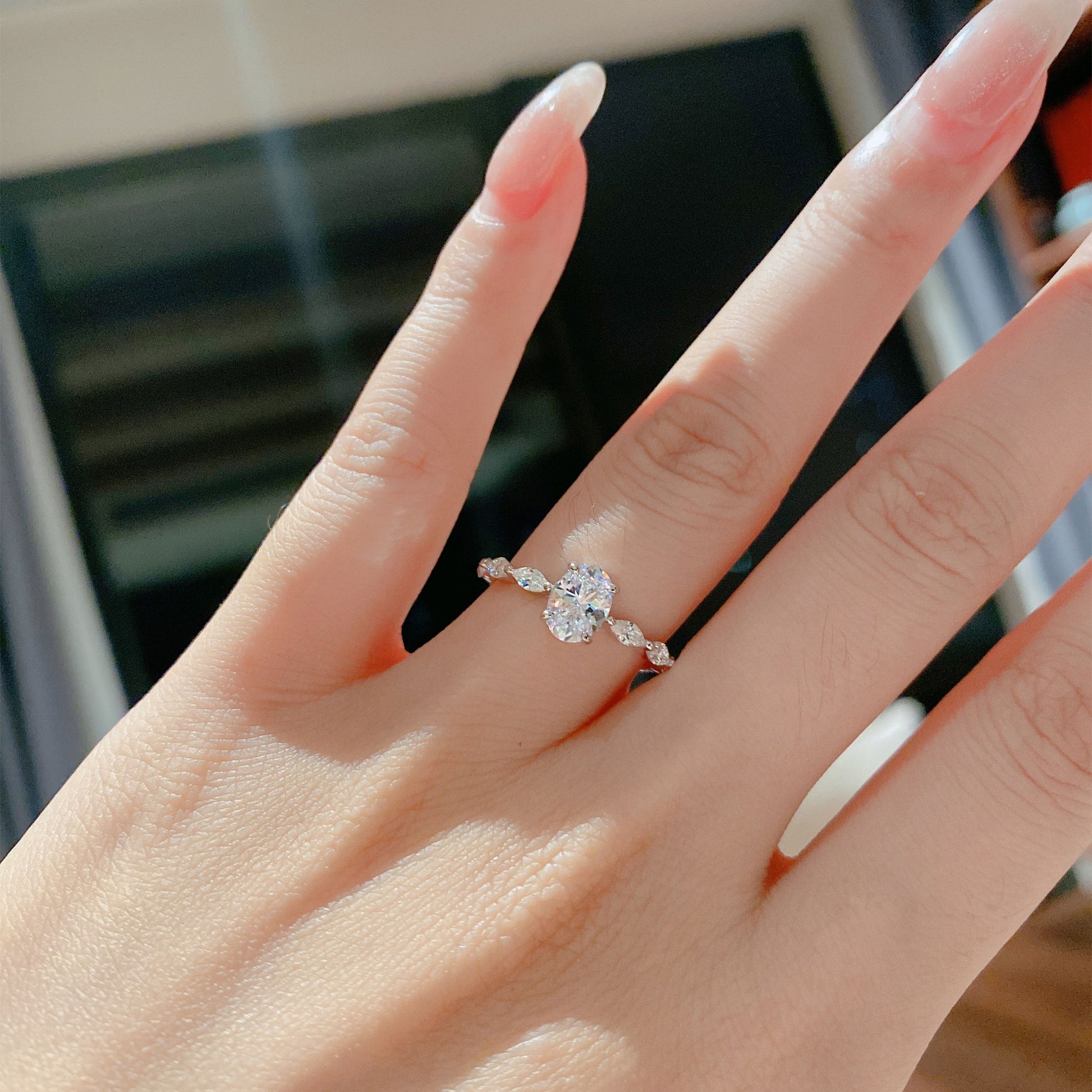 Shining  Oval Cut  Ring | Silver Ring