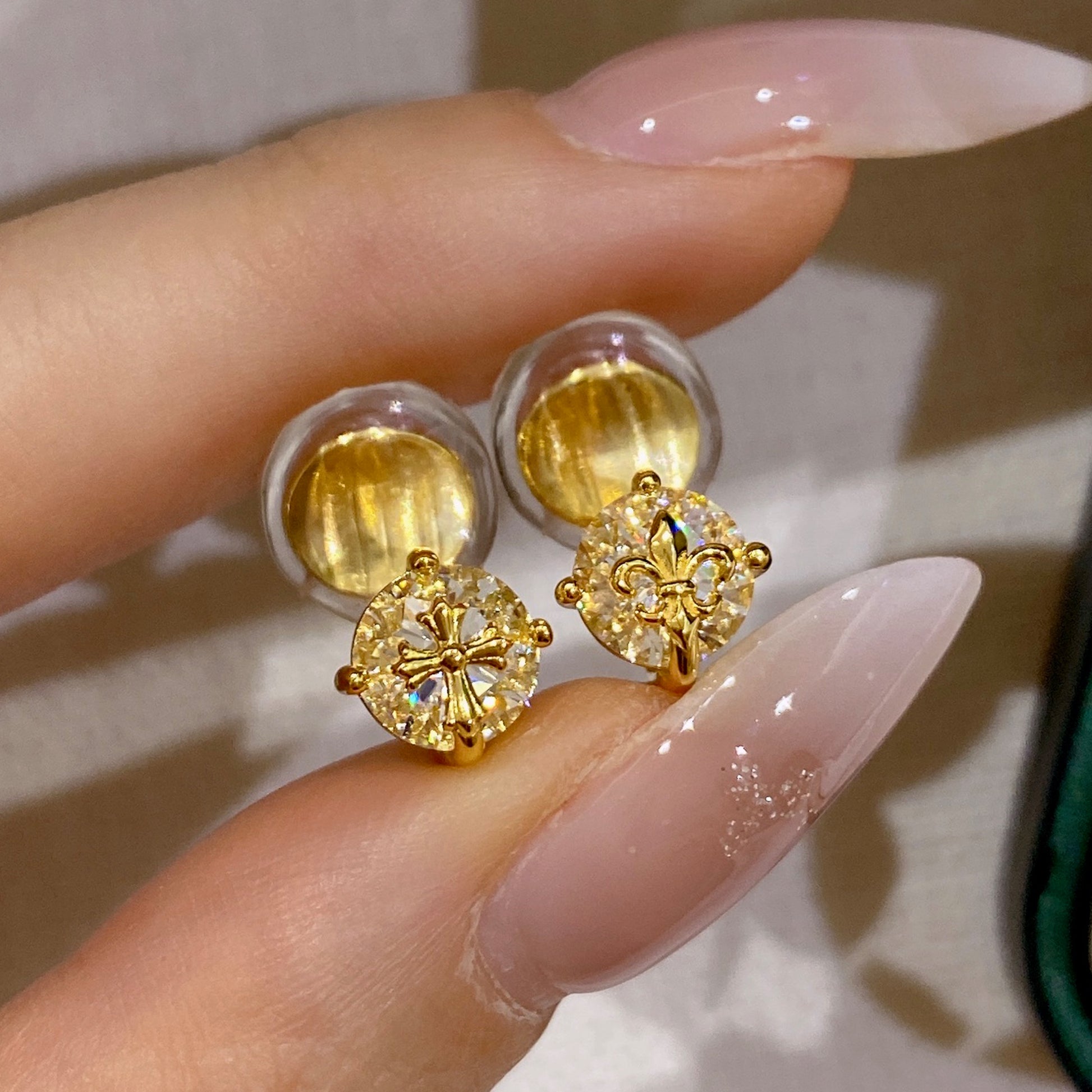 Simple Iris Flower Ear Clips | Silver Earrings