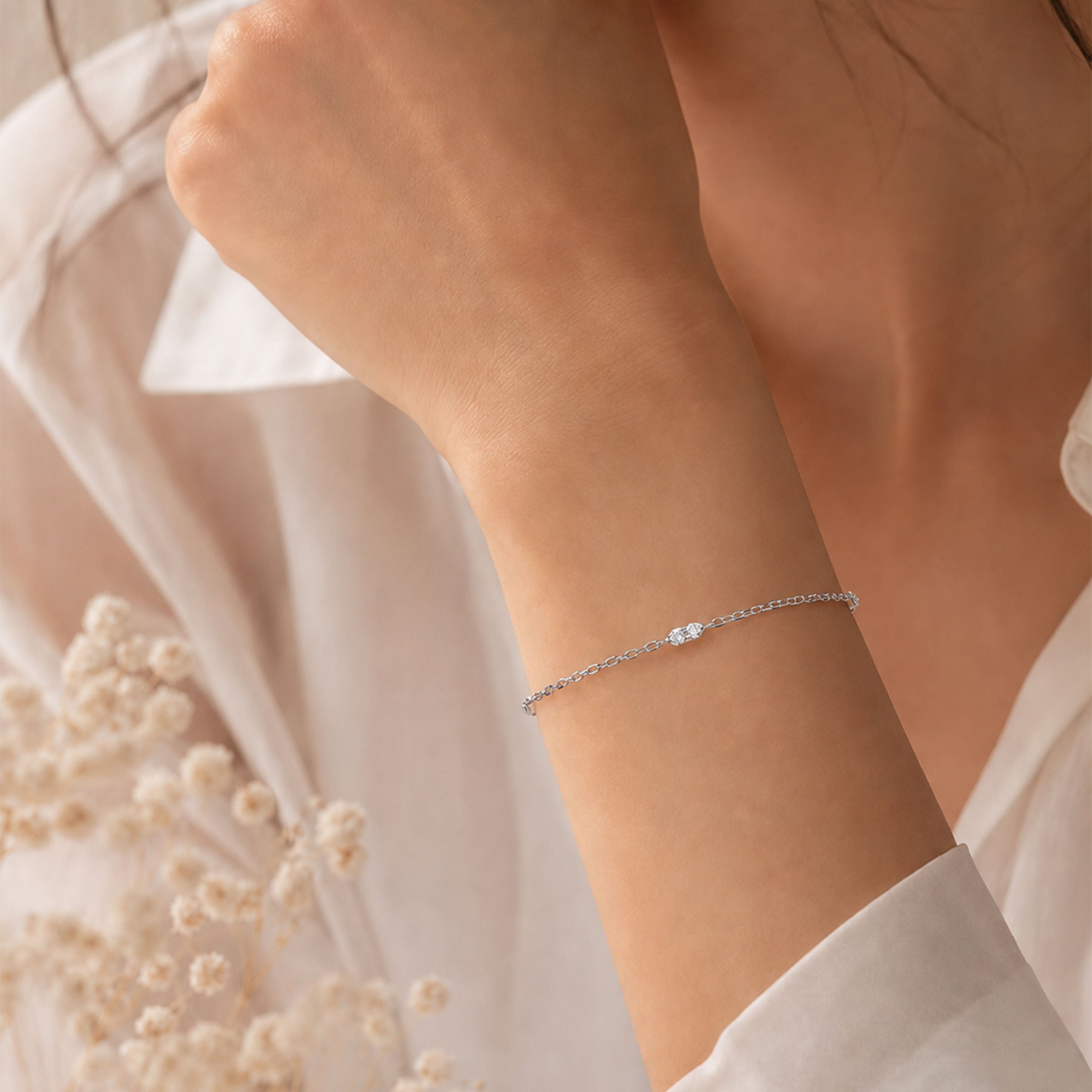 Mini Lab Grown Diamond Star Station Bracelet | Silver Bracelet
